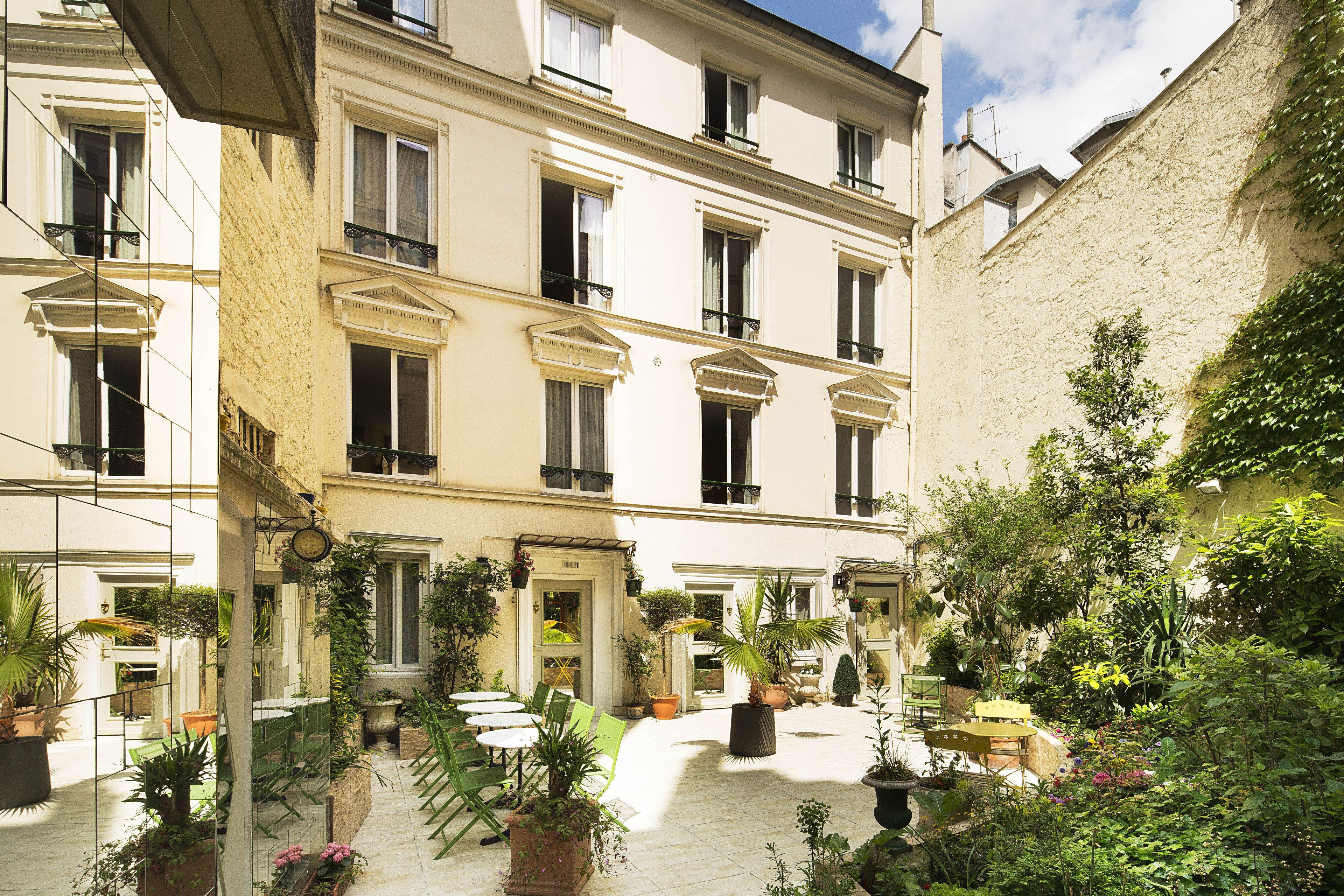 Hotel Bienvenue 4*